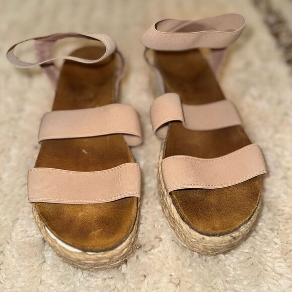 STEVE MADDEN Espadrille Platforms - Picture 7 of 8